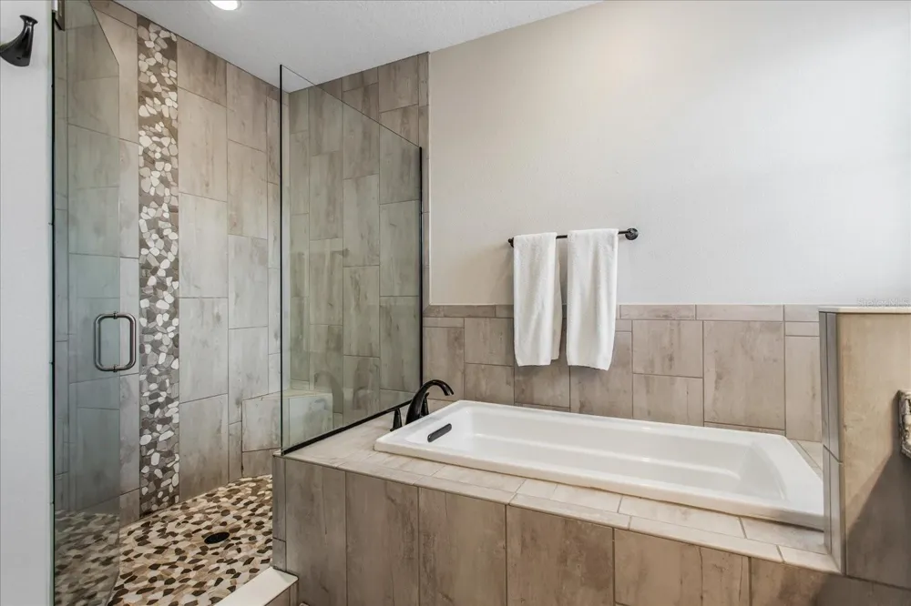 8937 LAKESHORE POINTE DRIVE Winter Garden, FL 34787