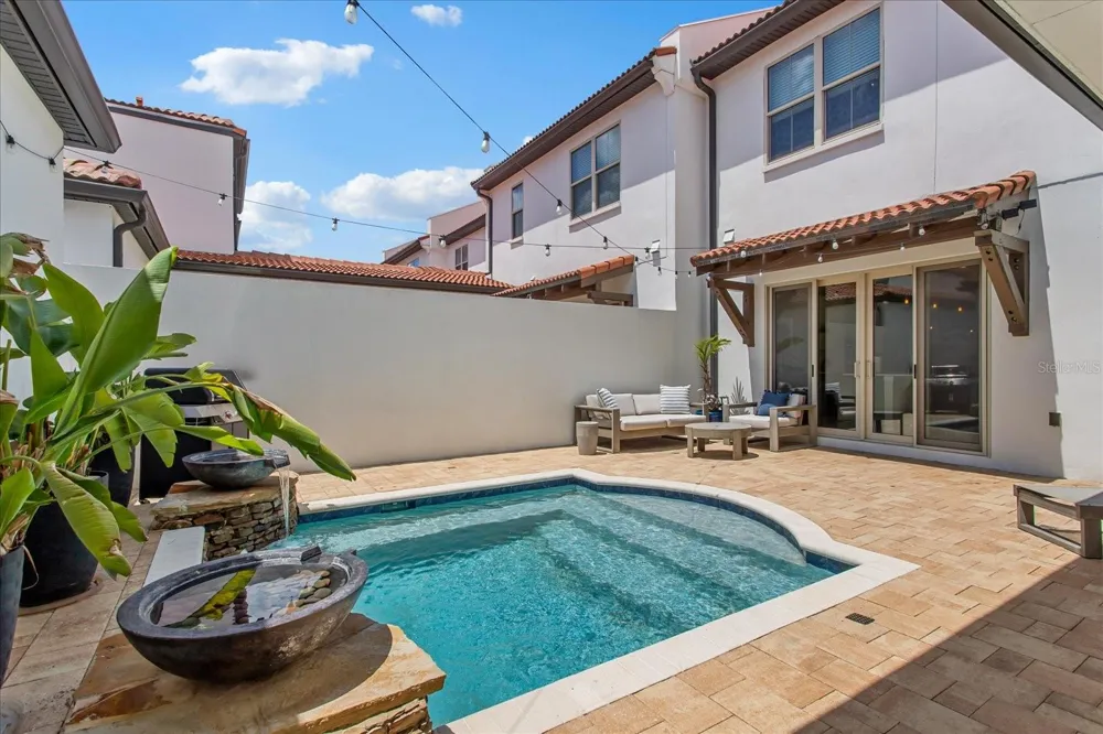 8937 LAKESHORE POINTE DRIVE Winter Garden, FL 34787