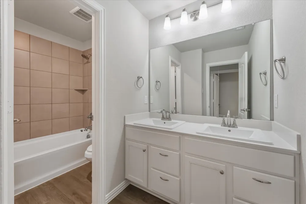 1274 Alamo Drive Lewisville, TX 75077