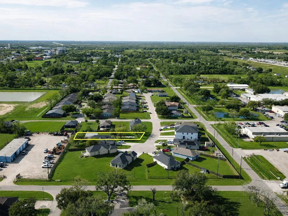 3 Donna Court Brookshire, TX 77423