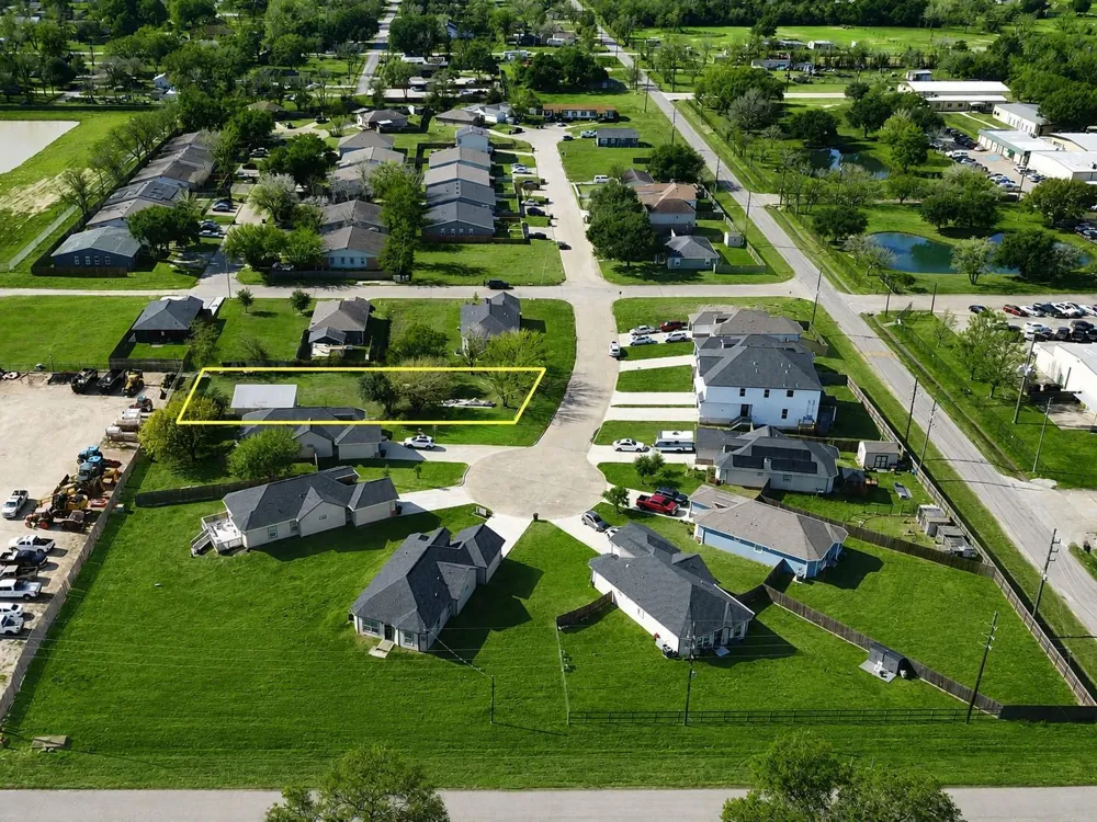 3 Donna Court Brookshire, TX 77423