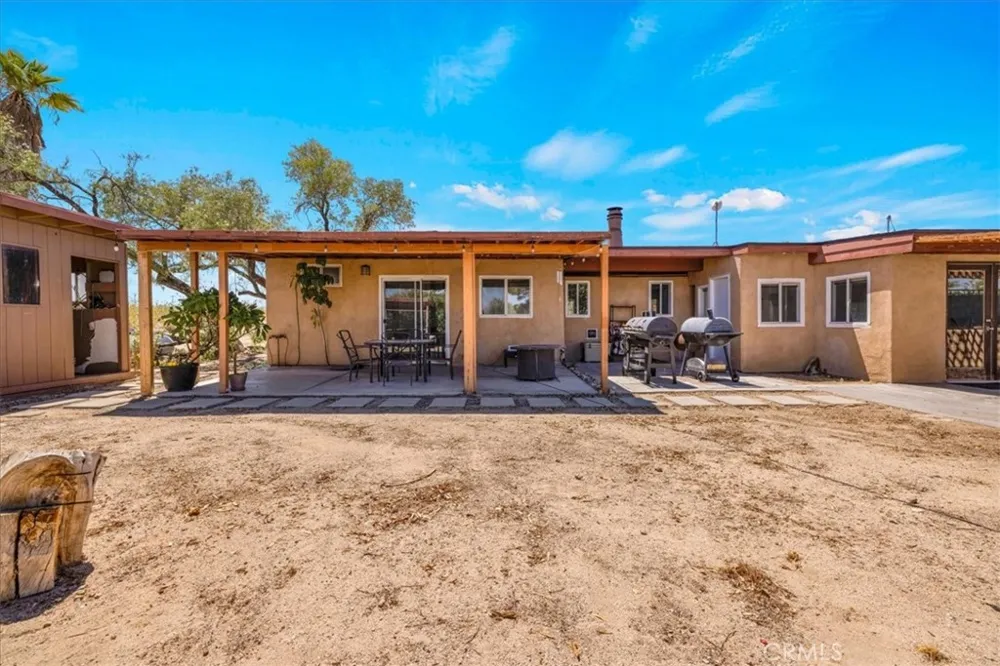 3633 Bluegrass 29 Palms, CA 92277