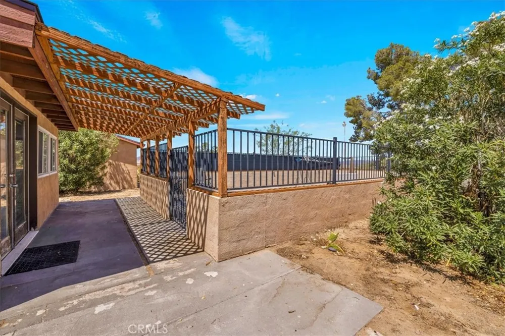 3633 Bluegrass 29 Palms, CA 92277