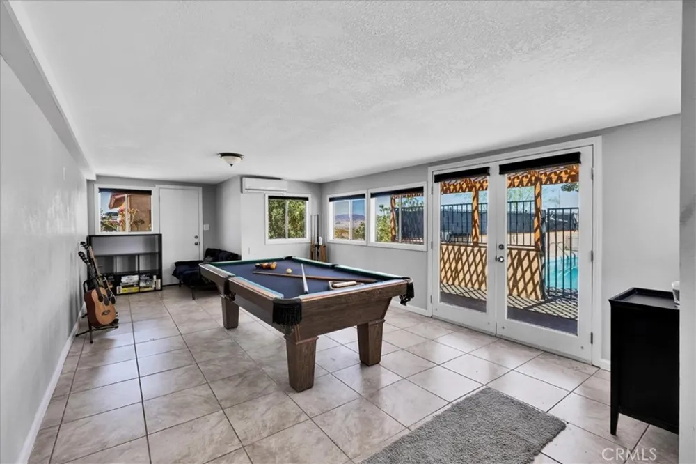 3633 Bluegrass 29 Palms, CA 92277