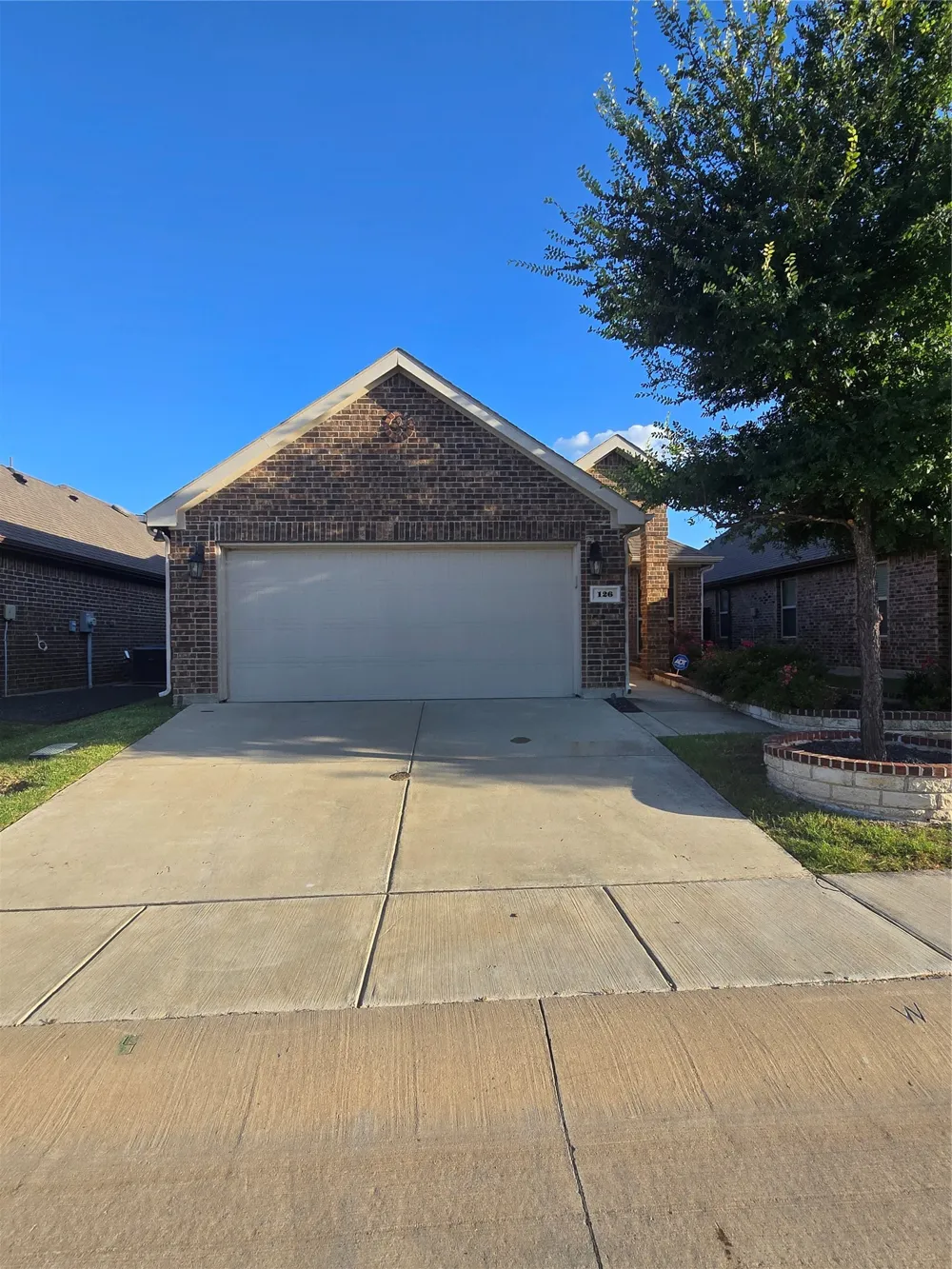 126 Redding Lane Red Oak, TX 75154