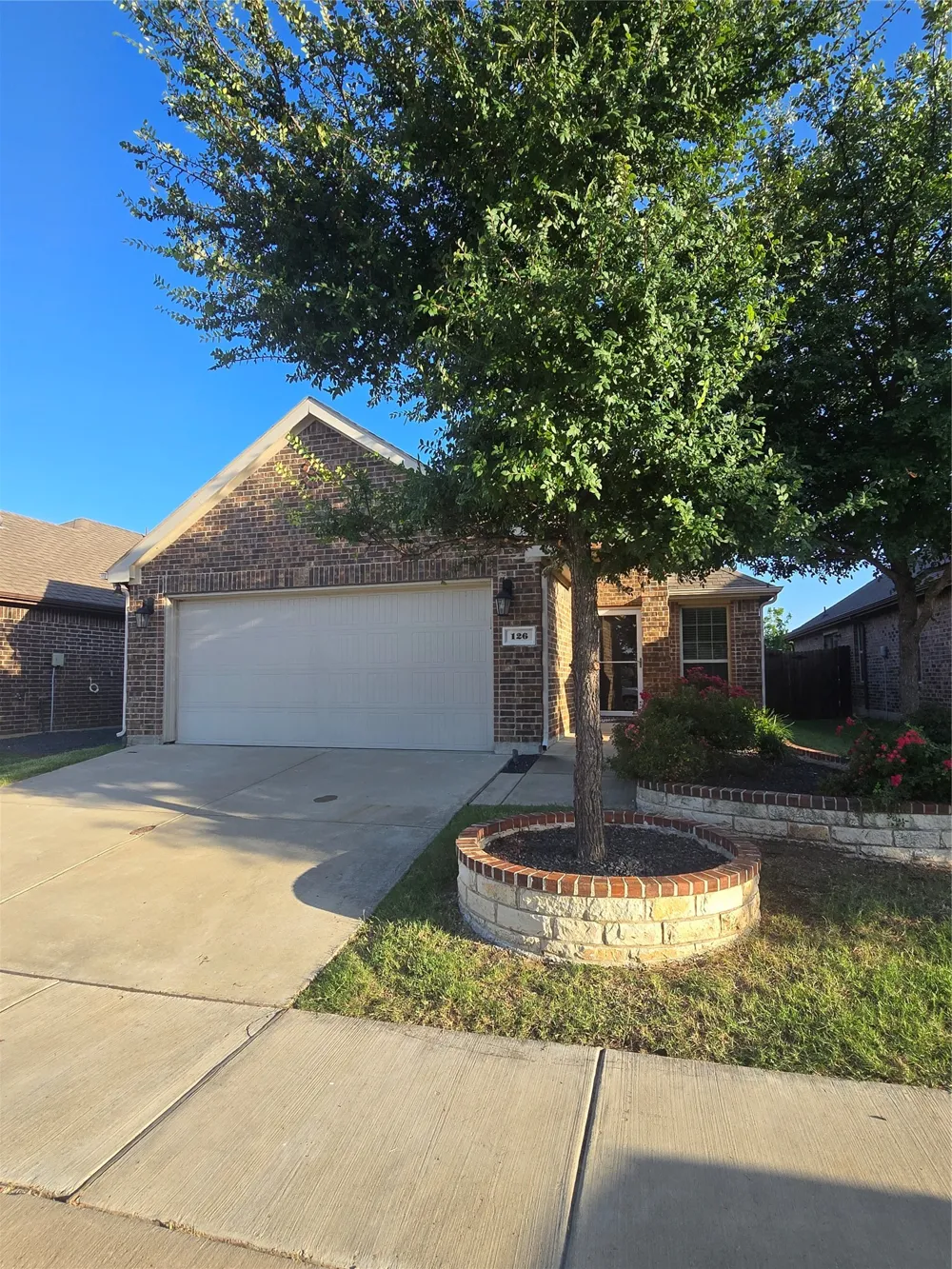 126 Redding Lane Red Oak, TX 75154