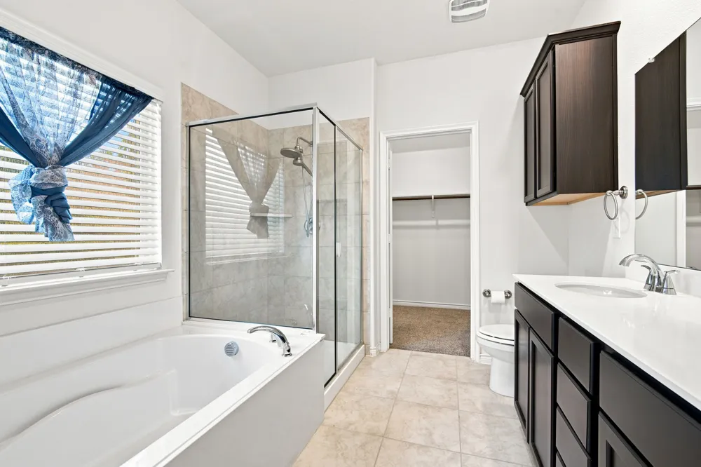 126 Redding Lane Red Oak, TX 75154