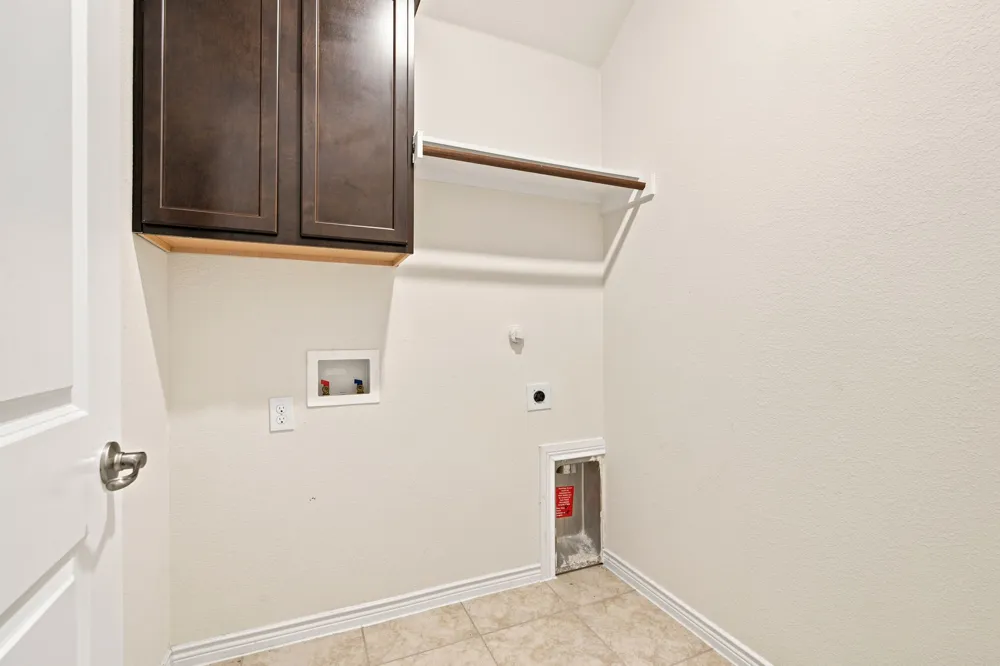 126 Redding Lane Red Oak, TX 75154