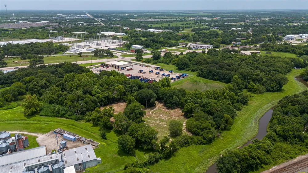 Highway 6 Nar Alvin, TX 77511