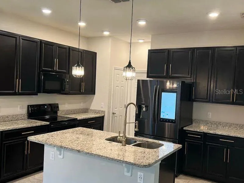 1010 ATLANTIC AVENUE Fruitland Park, FL 34731