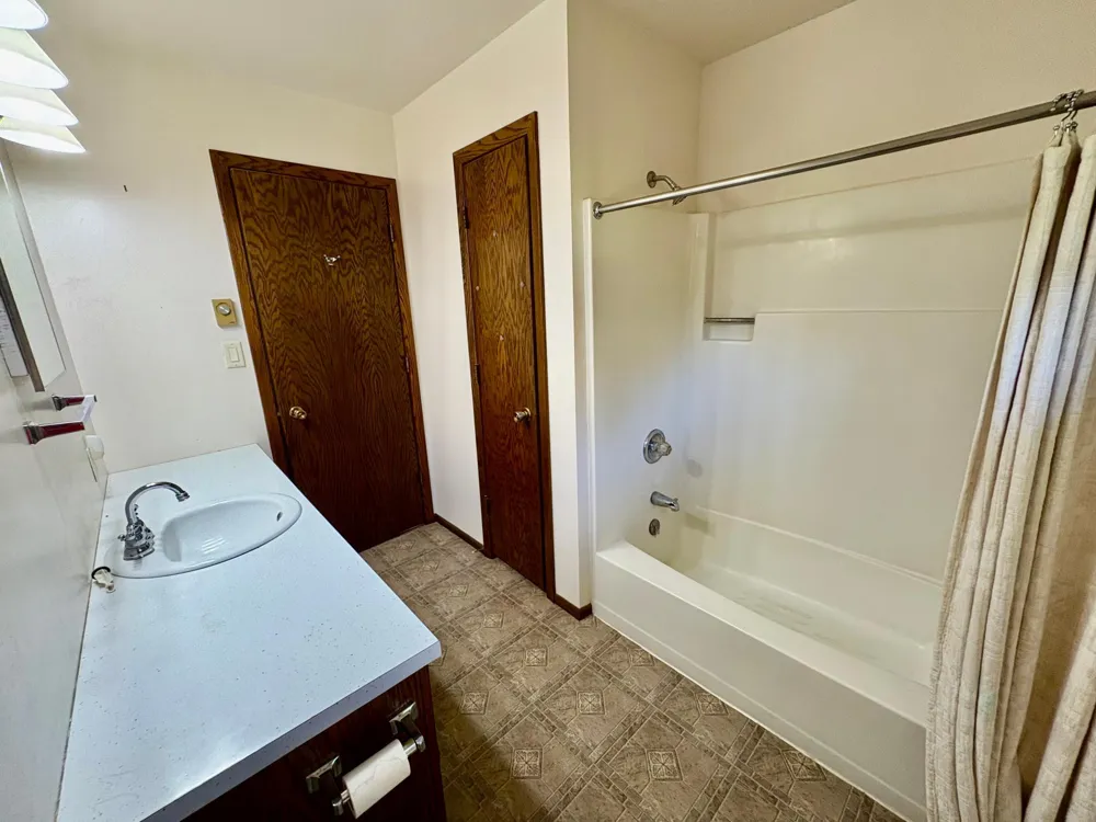 440 Chilgren Avenue Williams, MN 56686