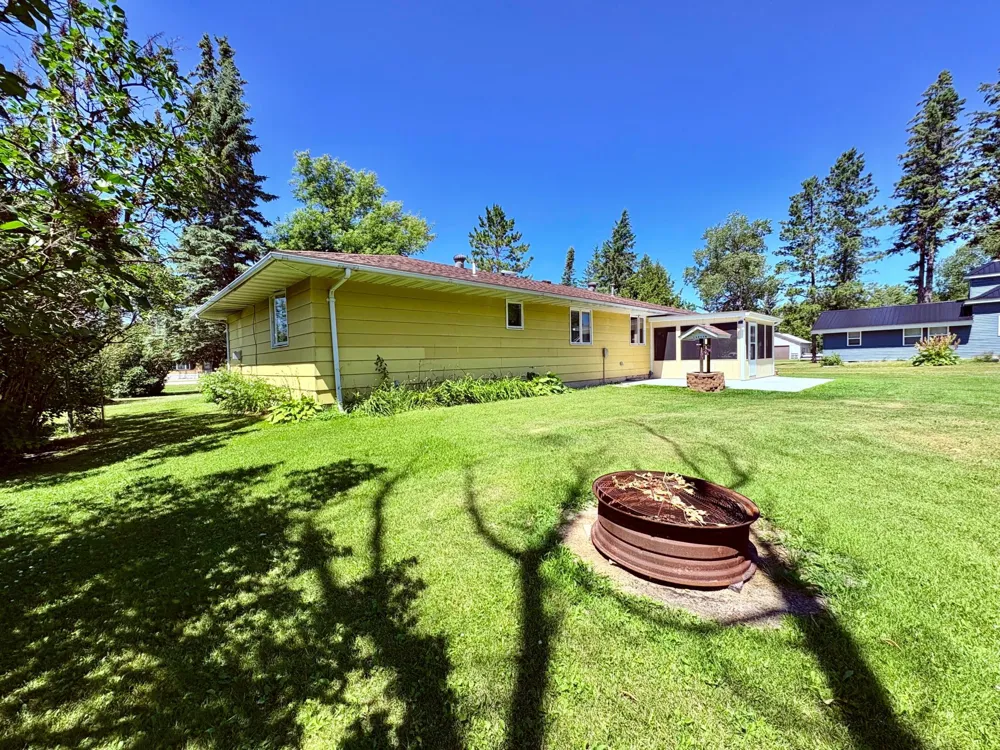 440 Chilgren Avenue Williams, MN 56686