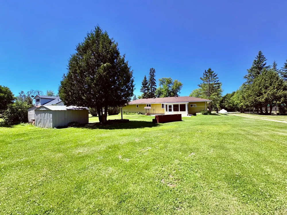 440 Chilgren Avenue Williams, MN 56686