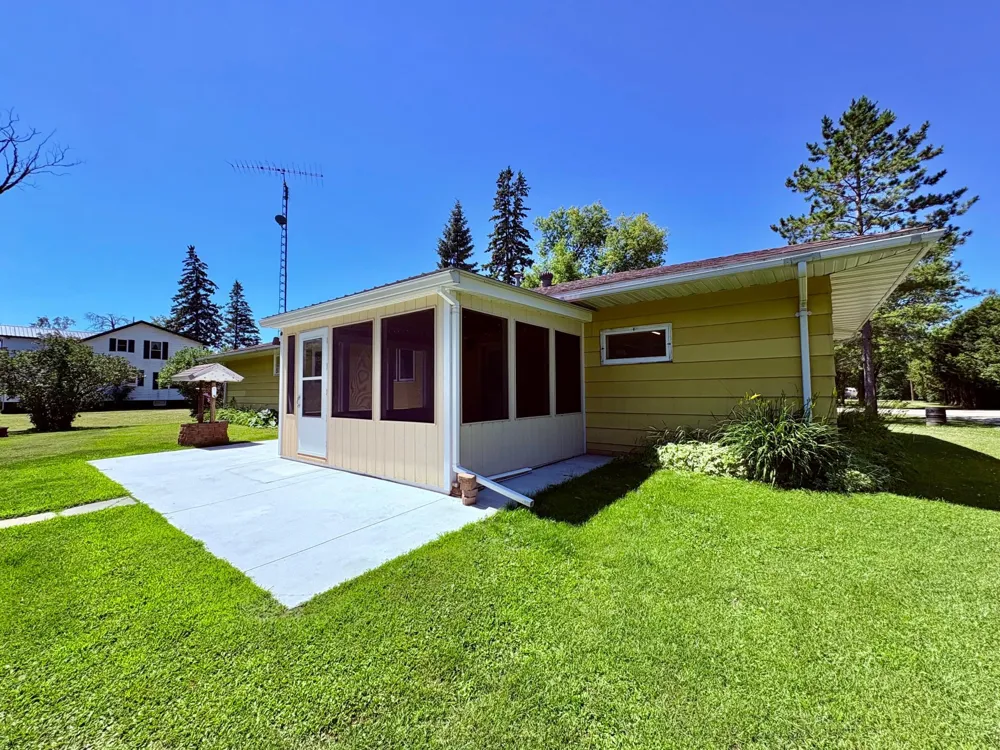 440 Chilgren Avenue Williams, MN 56686