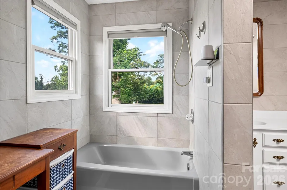 10 Old Turnpike Road Mills River, NC 28759