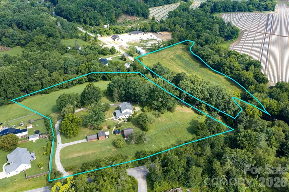 10 Old Turnpike Road Mills River, NC 28759