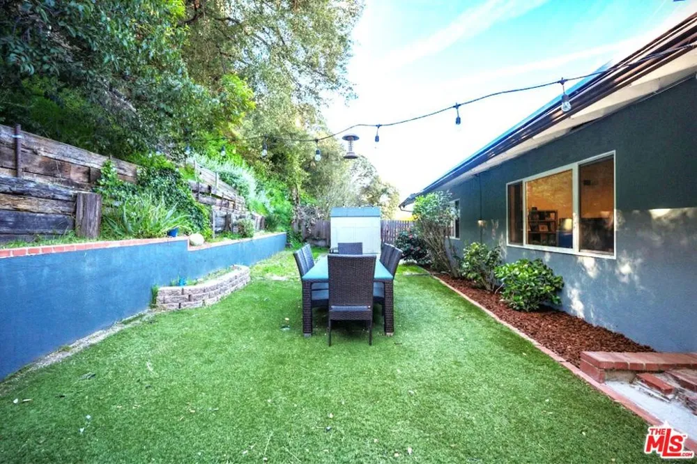 5532 Ocean View Boulevard La Canada Flintridge, CA 91011