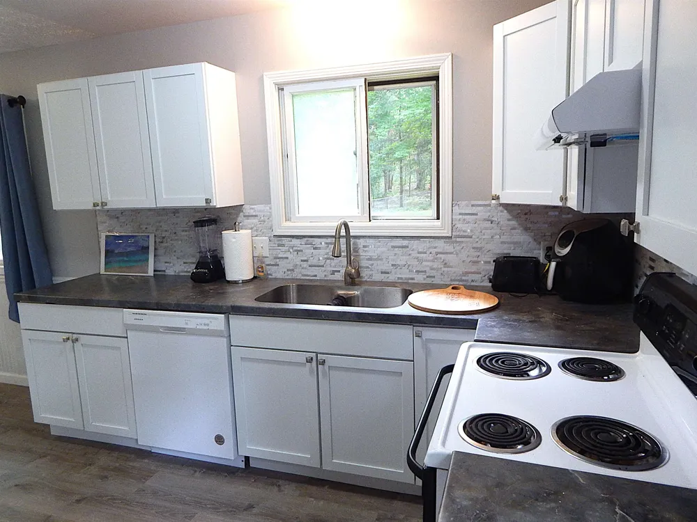 1492 Innwood North Green Lake Township, MI 49643