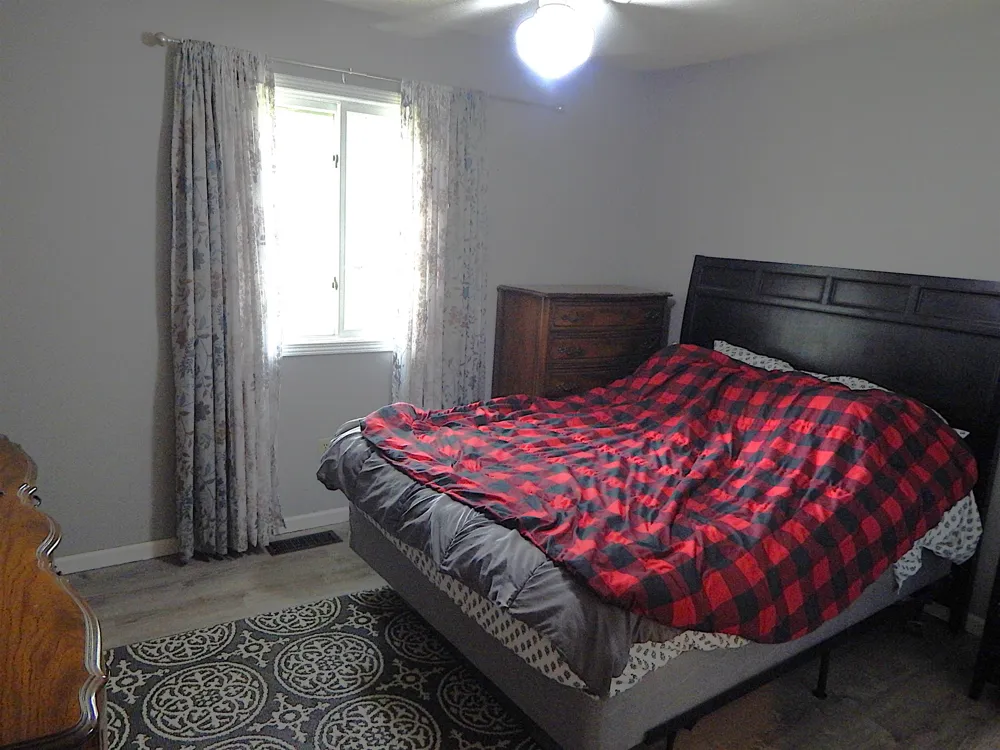 1492 Innwood North Green Lake Township, MI 49643
