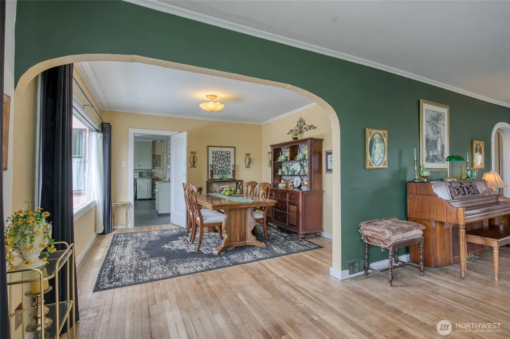 911 Thornton Street Aberdeen, WA 98520