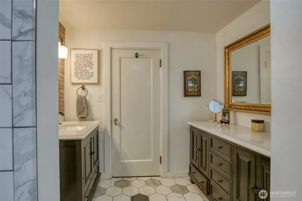 911 Thornton Street Aberdeen, WA 98520
