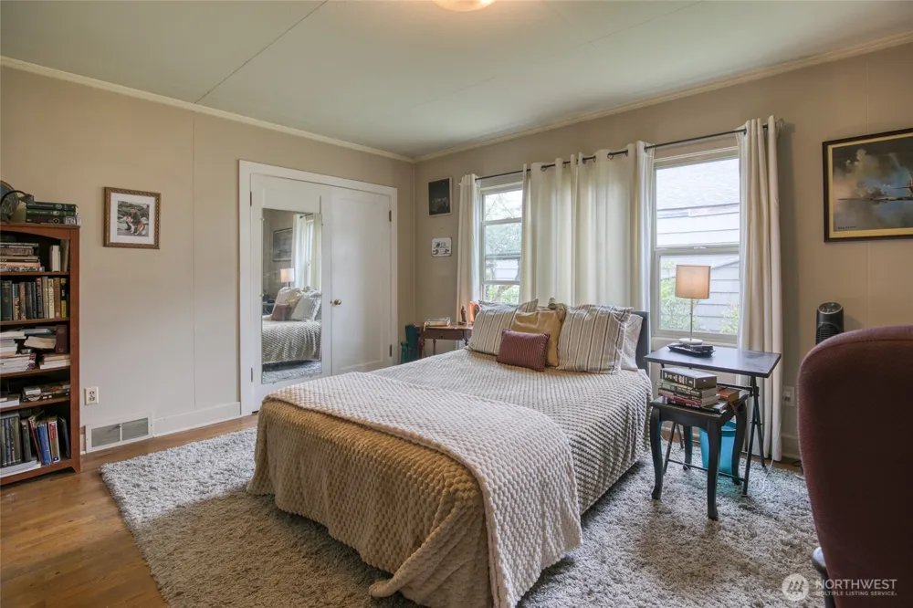 911 Thornton Street Aberdeen, WA 98520