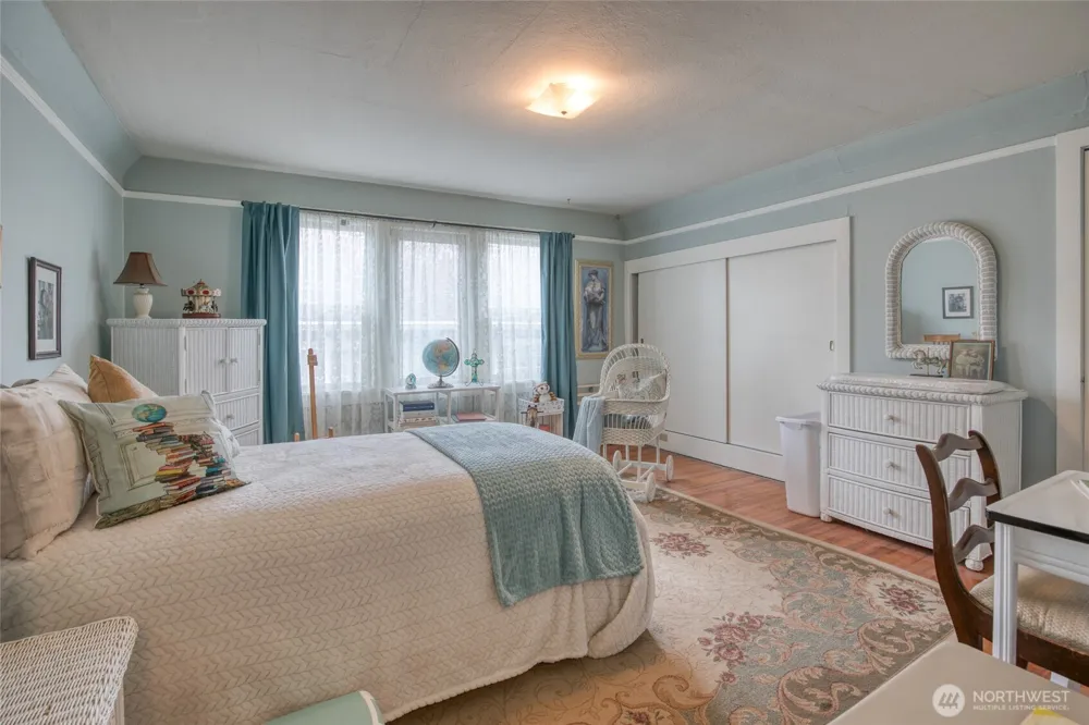 911 Thornton Street Aberdeen, WA 98520