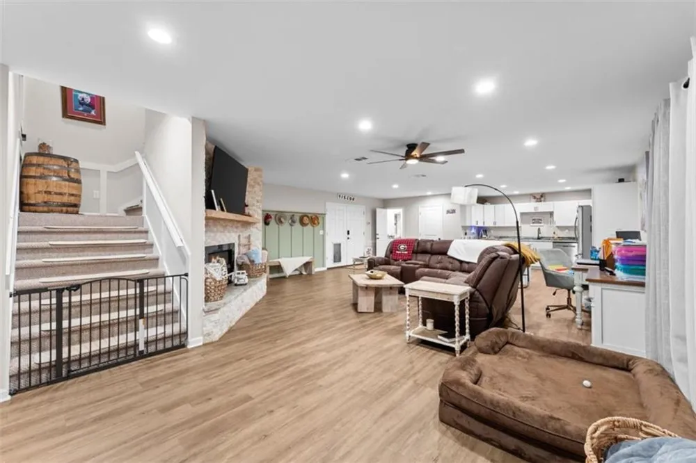 196 Adams Duncan Road Hull, GA 30646