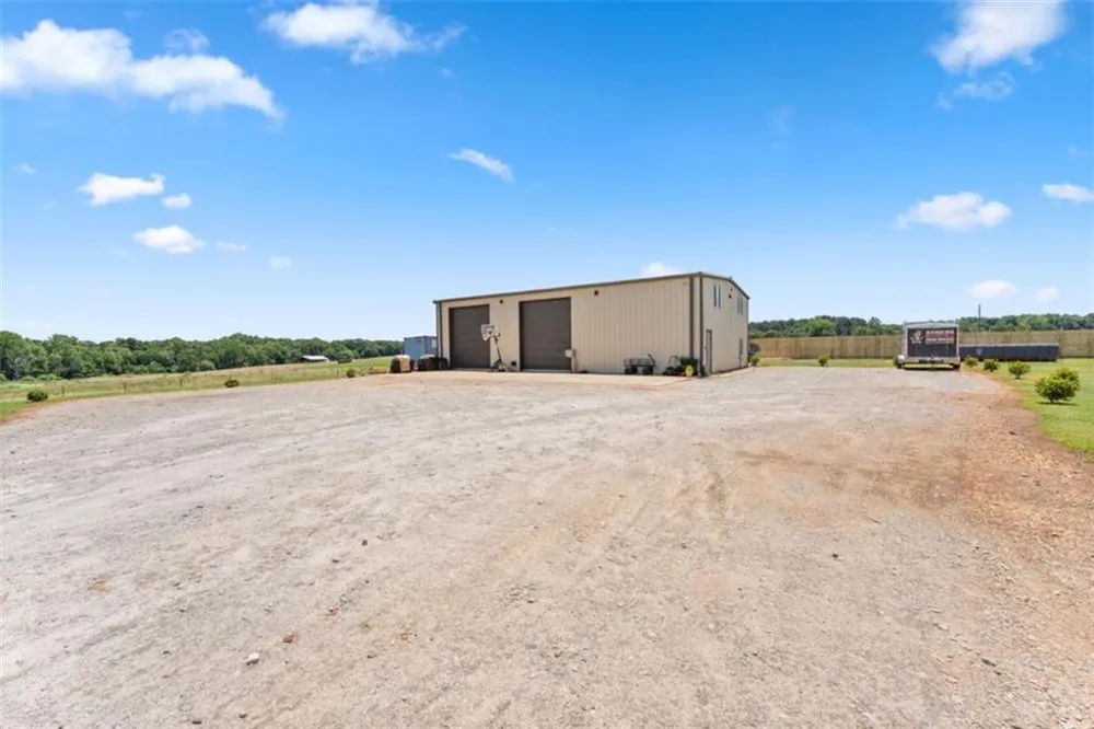 196 Adams Duncan Road Hull, GA 30646