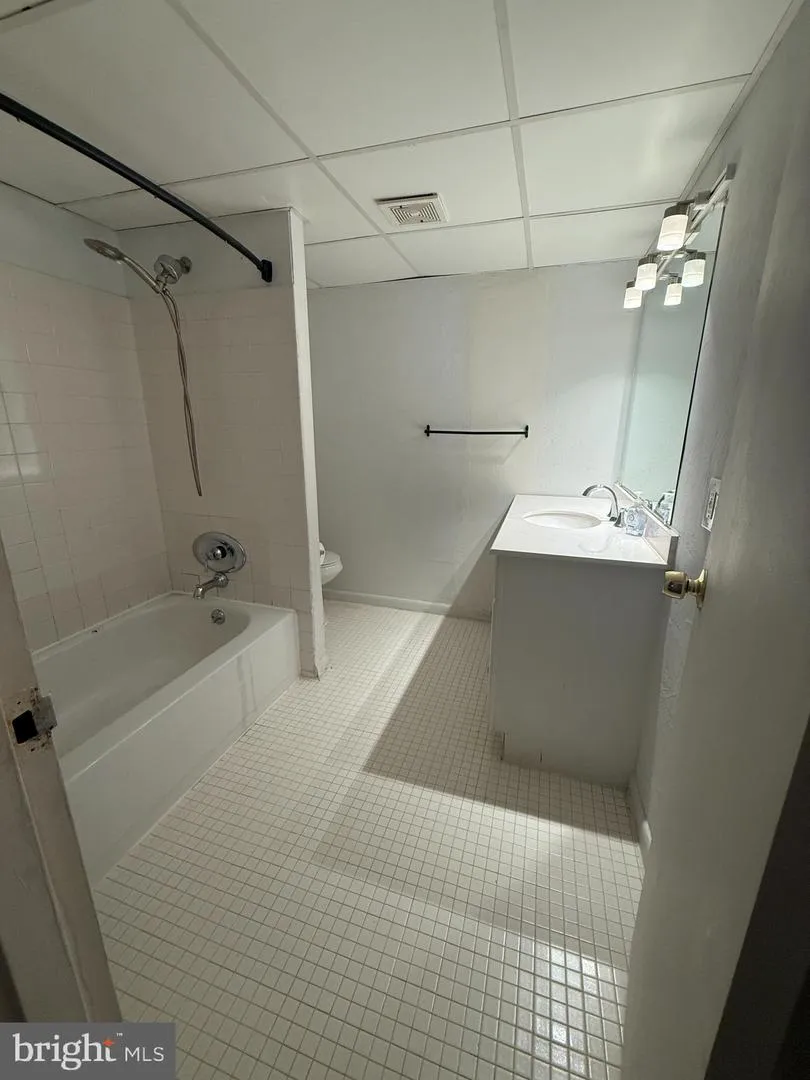 21 DOUGHERTY BOULEVARD #V-3 Glen Mills, PA 19342