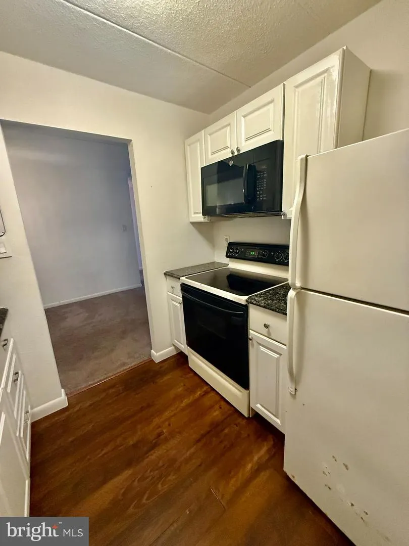 21 DOUGHERTY BOULEVARD #V-3 Glen Mills, PA 19342