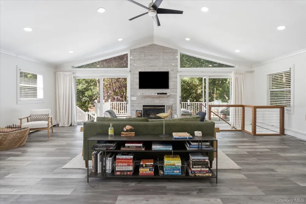1A Gerald Lane Hampton Bays, NY 11946