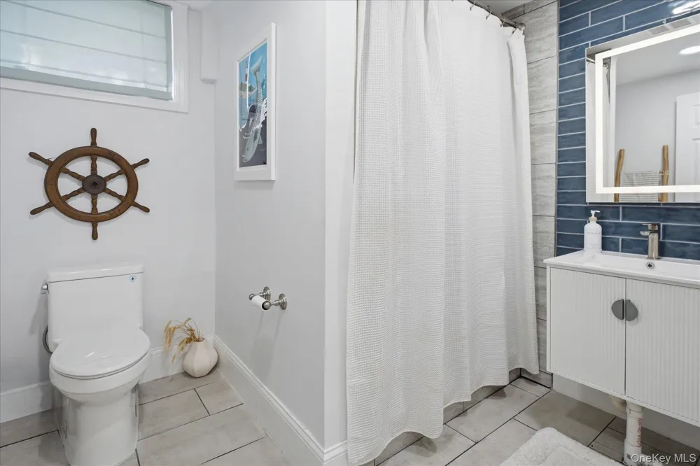 1A Gerald Lane Hampton Bays, NY 11946