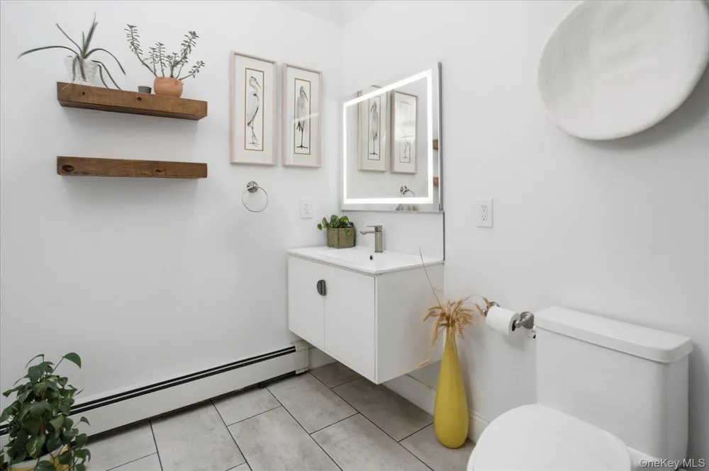 1A Gerald Lane Hampton Bays, NY 11946