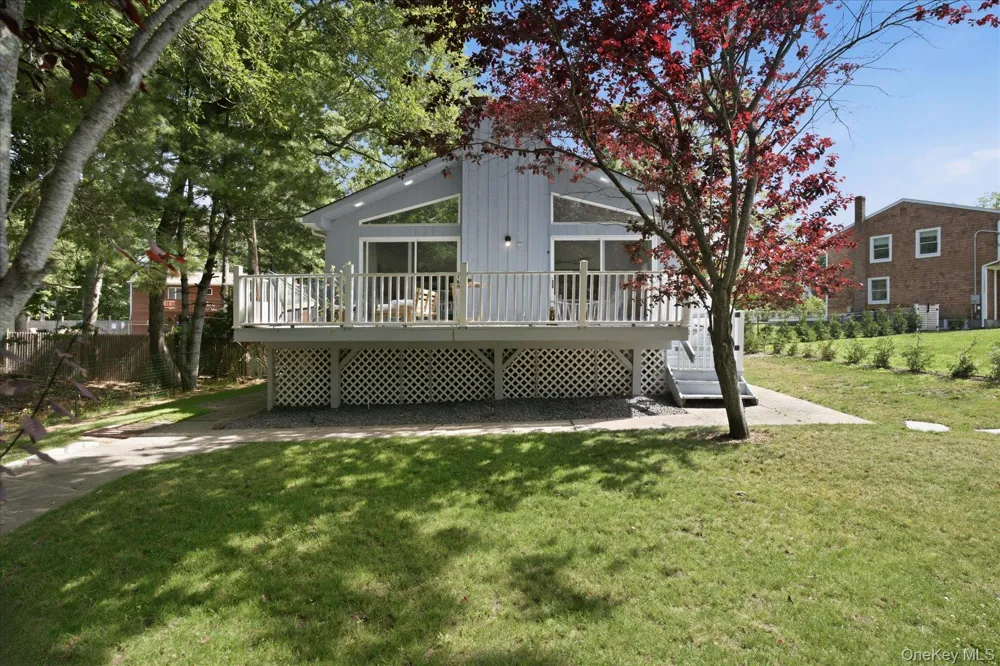 1A Gerald Lane Hampton Bays, NY 11946