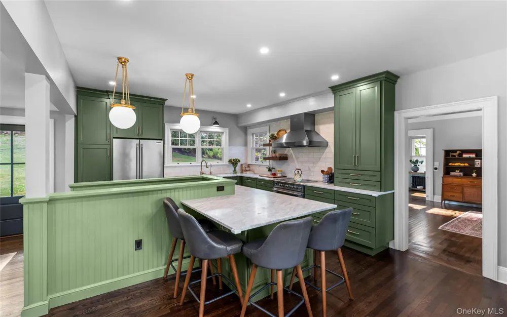 34 Old Mountain Road Nyack, NY 10960