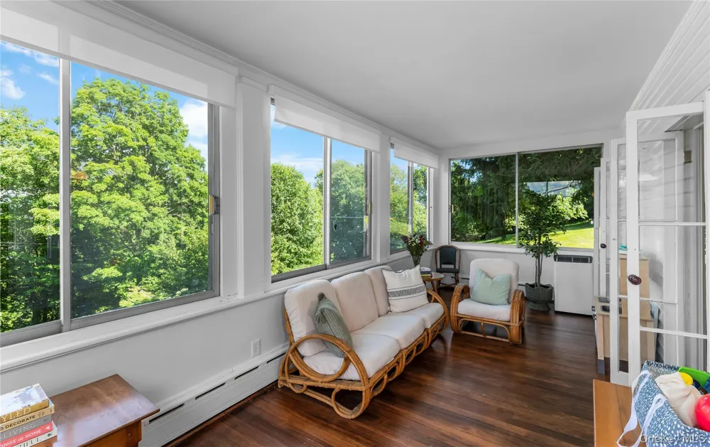 34 Old Mountain Road Nyack, NY 10960