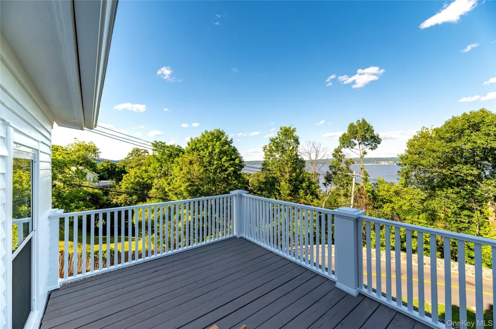 34 Old Mountain Road Nyack, NY 10960