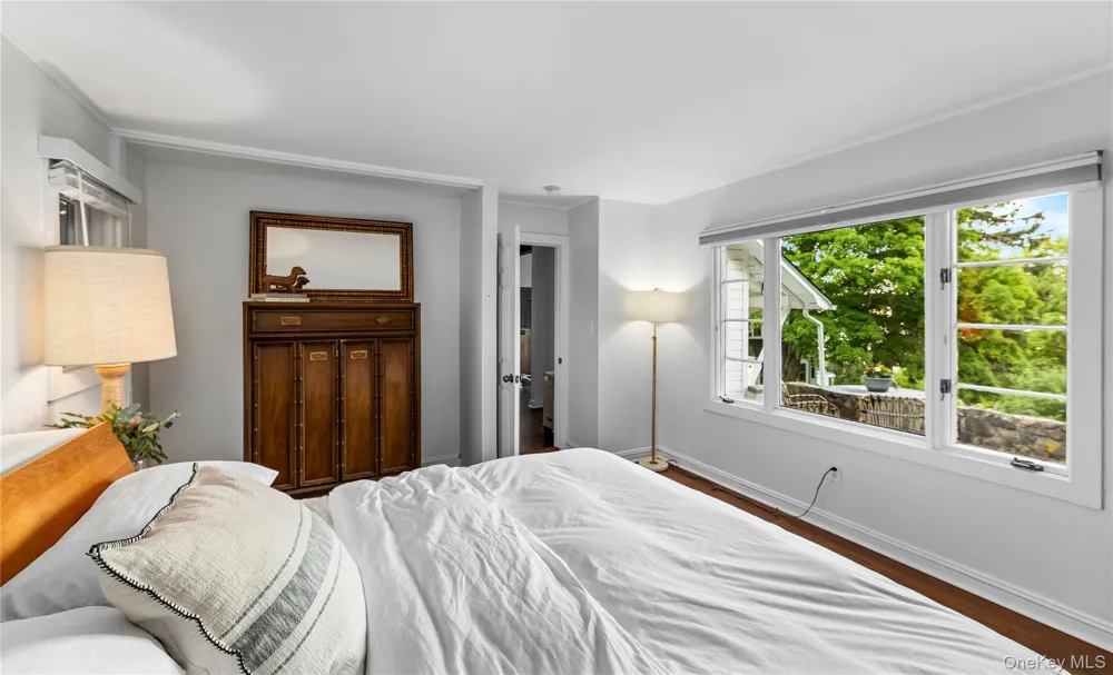 34 Old Mountain Road Nyack, NY 10960
