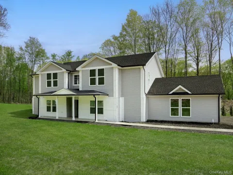 82 Hampton Road