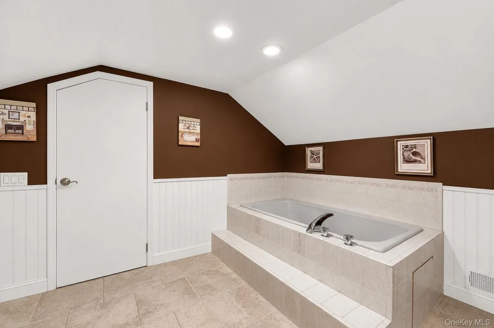 48 Bellain Avenue Harrison, NY 10528