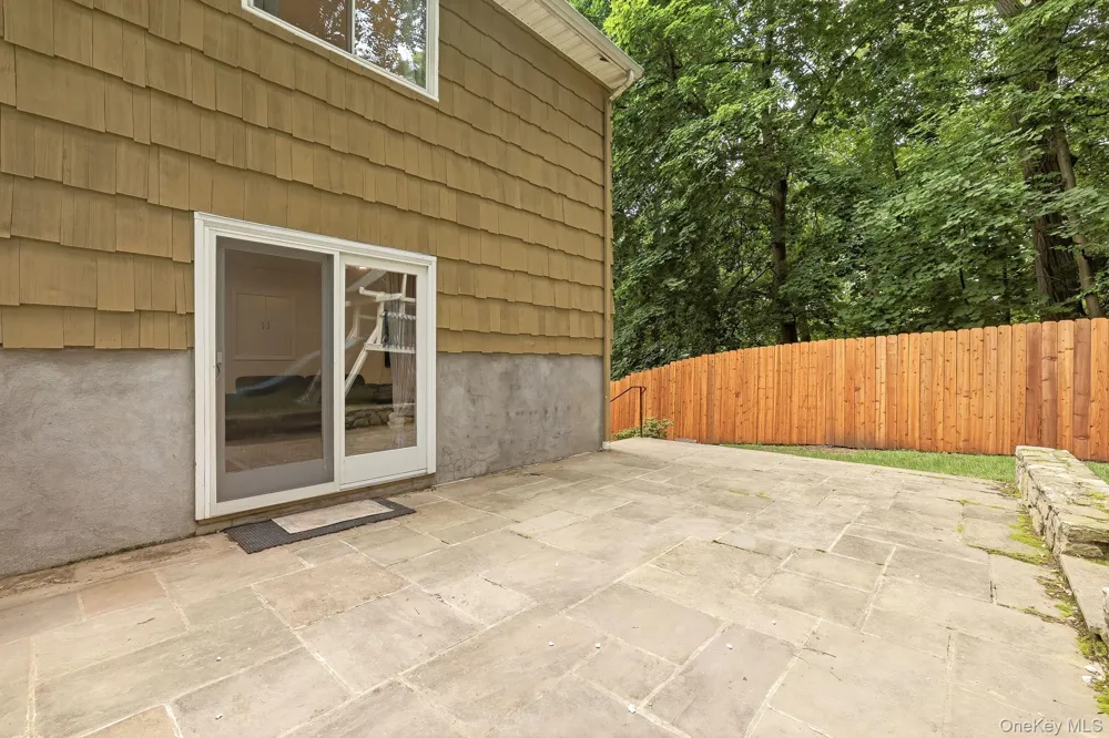 80 Hickory Hill Drive Dobbs Ferry, NY 10522