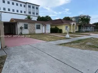 525 E 24th St Hialeah, FL 33013