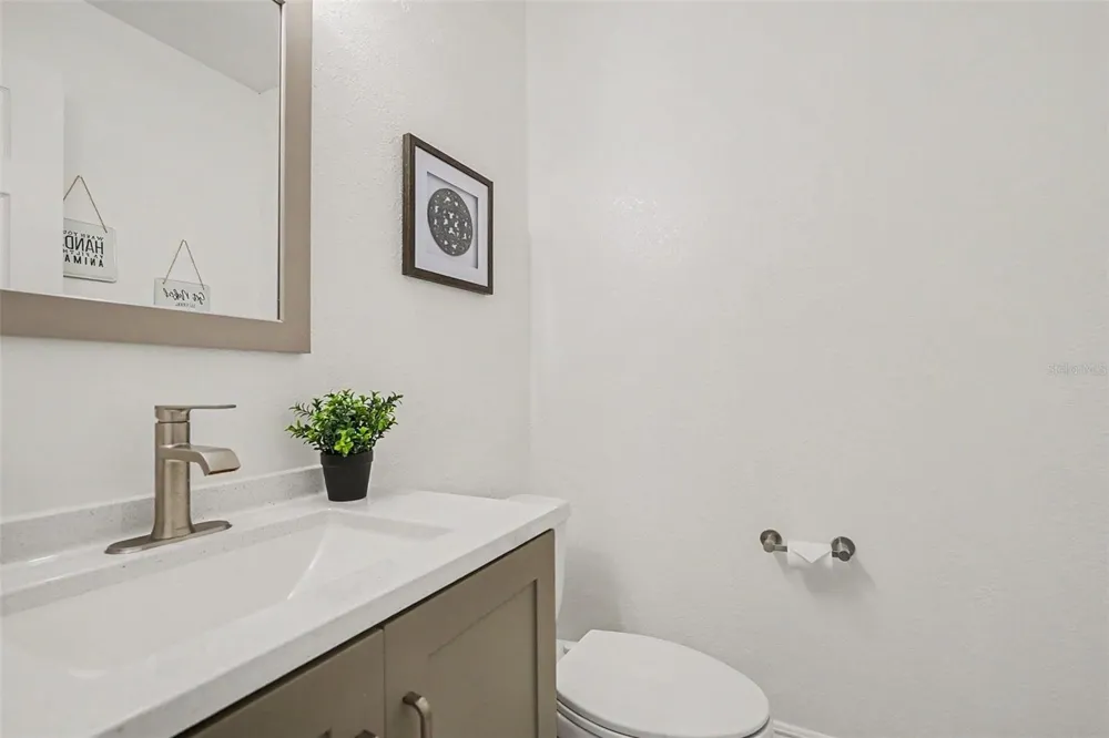 4107 BRENTWOOD PARK CIRCLE Tampa, FL 33624