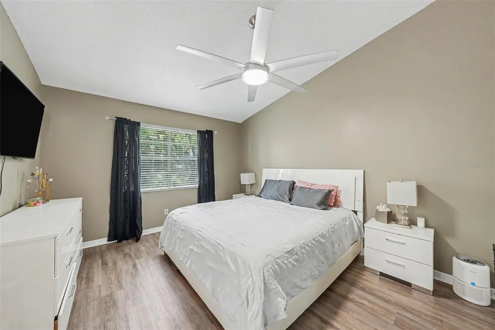 4107 BRENTWOOD PARK CIRCLE Tampa, FL 33624
