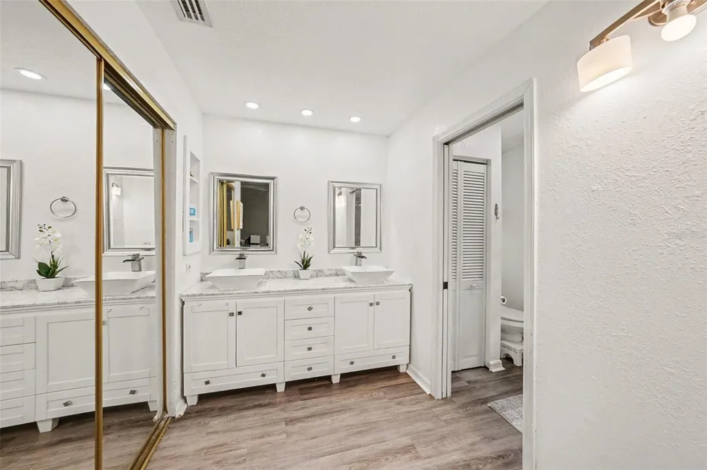 4107 BRENTWOOD PARK CIRCLE Tampa, FL 33624