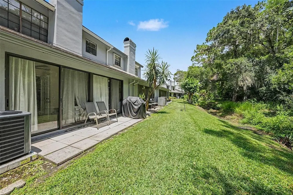 4107 BRENTWOOD PARK CIRCLE Tampa, FL 33624