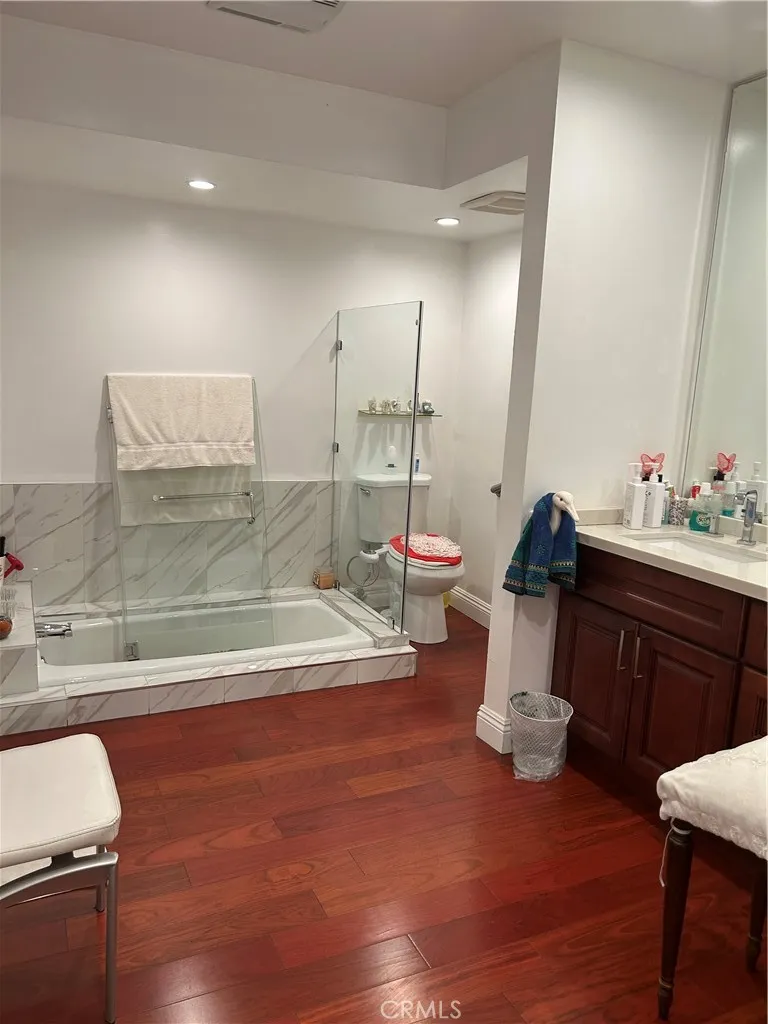 5315 Yarmouth Encino, CA 91316