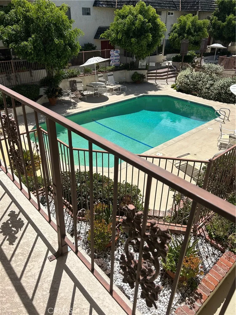 5315 Yarmouth Encino, CA 91316