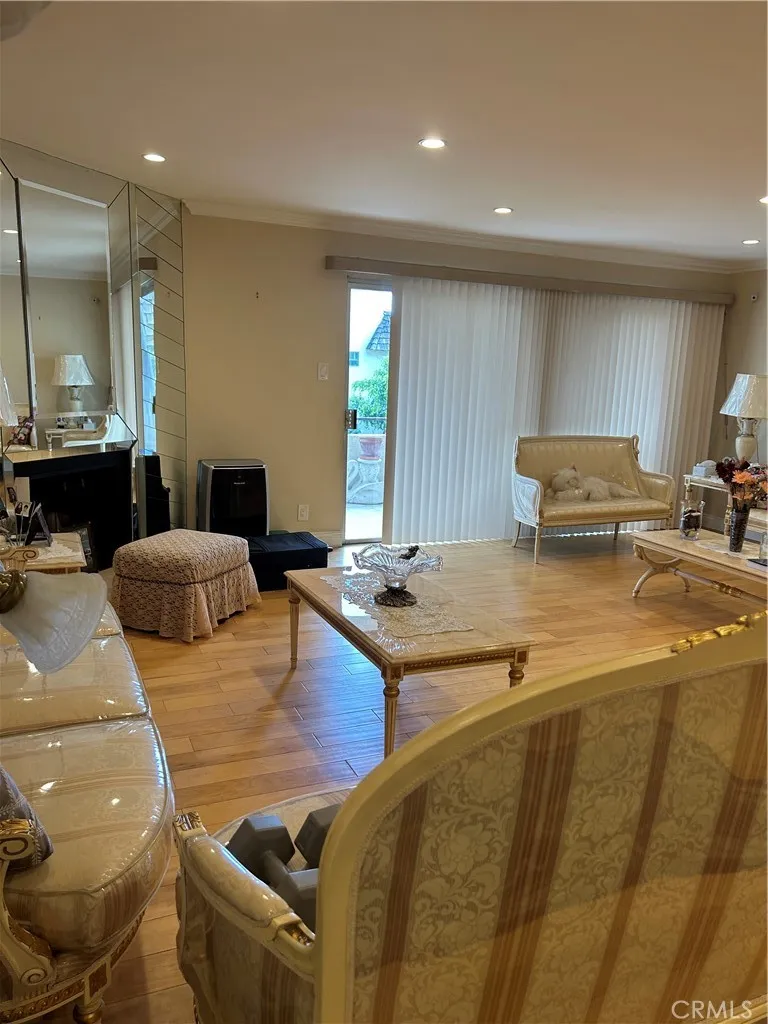 5315 Yarmouth Encino, CA 91316